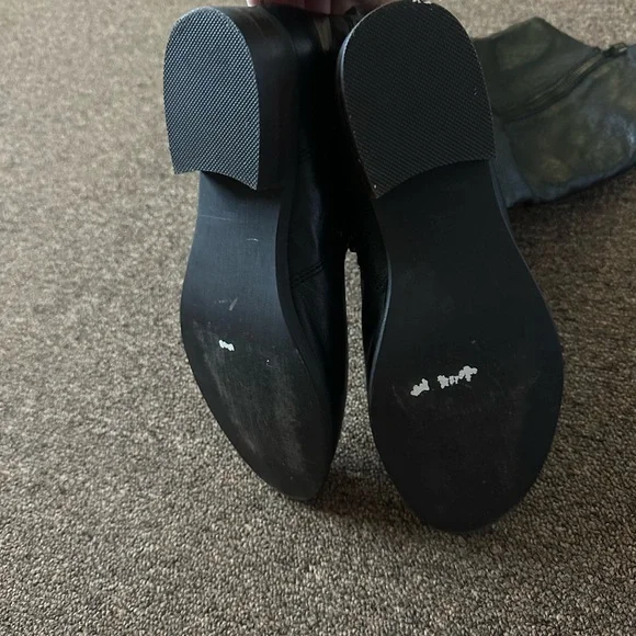 Black Knee High Shawny Boots - Picture 3 of 6